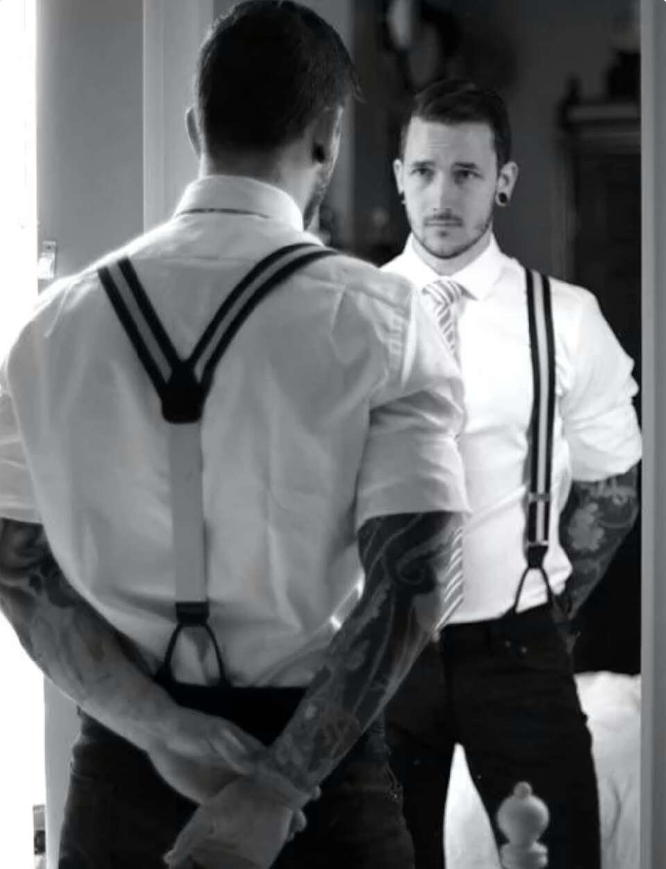 VERY Legitimate Reasons To Date A Tattooed Man!