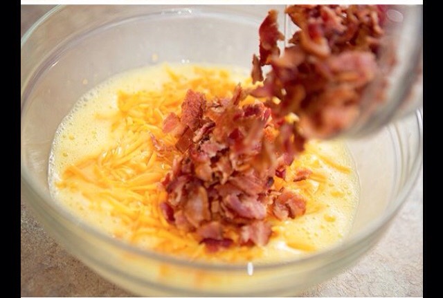 In medium bowl, beat eggs and milk. Stir in bacon and cheese. Firmly press potatoes in muffin cups with bottom of 1/4-cup dry measuring cup. Top each with slightly less than 1/4 cup egg mixture.