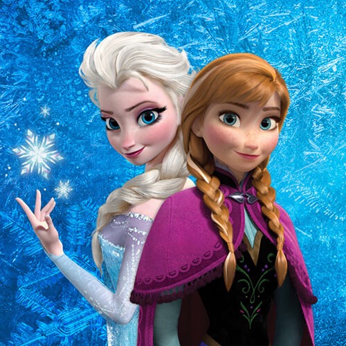 Two people costumes!
Ana&Elsa