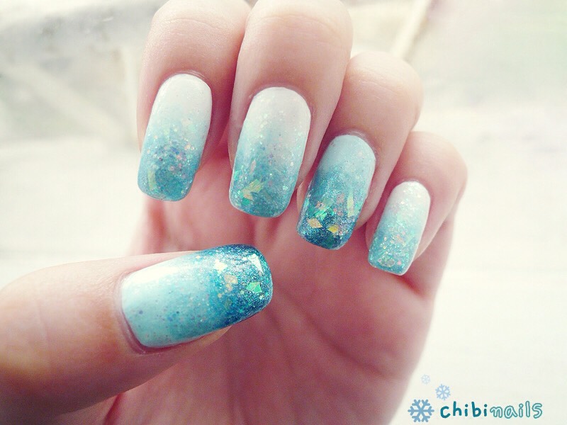 Holiday-inspired Nail Art 🎄🎅🎁
