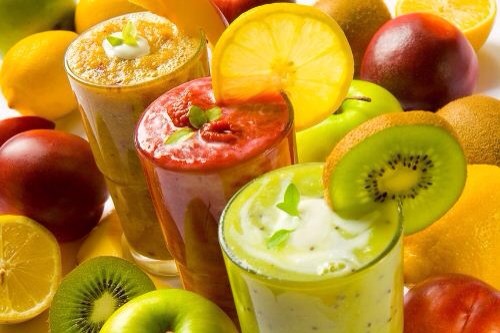 3. Smoothies
There are a great variety of smoothies to try, you just need to make sure that your smoothie is really healthy. adding some yogurt or almond milk, along with half a banana and some ice. You will be astonished at just how delicious and healthy this can be!