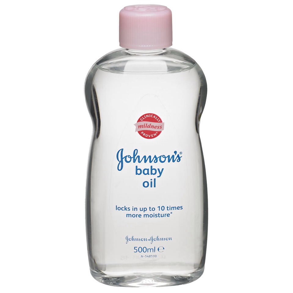 10. USE BABY OIL

Finally, the last tip to keep lips soft that we're going to talk about is baby oil. Using just a little bit of baby oil on your lips is a great alternative to chapstick and it works better!