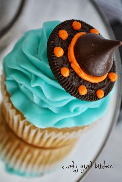 Cute Halloween Cupcake Ideas!