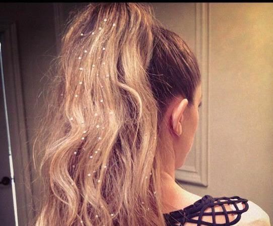 Holiday hair accessory ideas #HolidayHair 