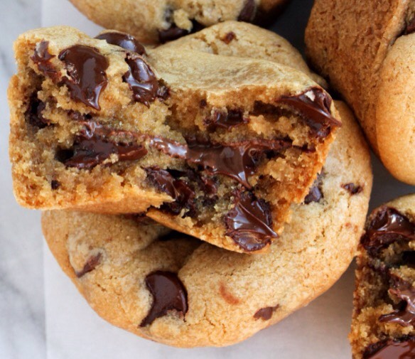 Nutella lava cookie cups 