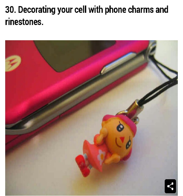 Things Girls Where Obsessed With In The 00's!!!