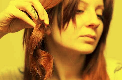 21. Two birds one stone: dry your hair and style it at the same time with a HOT AIR BRUSH.