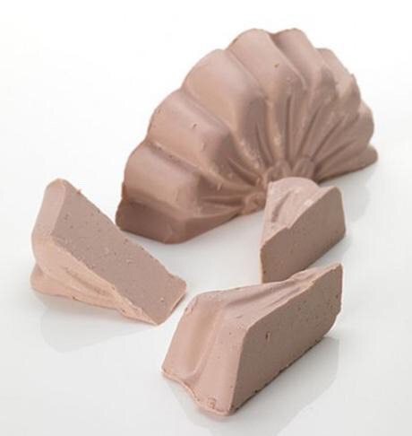 Fresh Farmacy, $9.95, Lush
For those of you new to this concept (because I certainly was), this bar of soap is actually a facial cleanser. This product acts as an excellent cleanser and aids in removing rough dry patches in your skin. I generally use it twice a day applying a moisturizer afterwards.