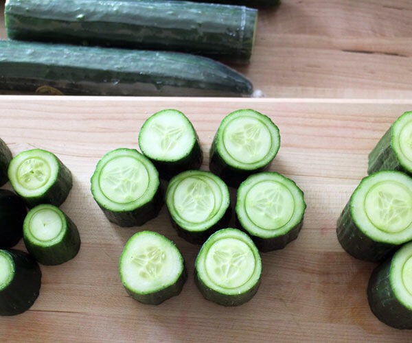 Delight Your Guest With This Edible Cucumber Cups For Cocktail! 
