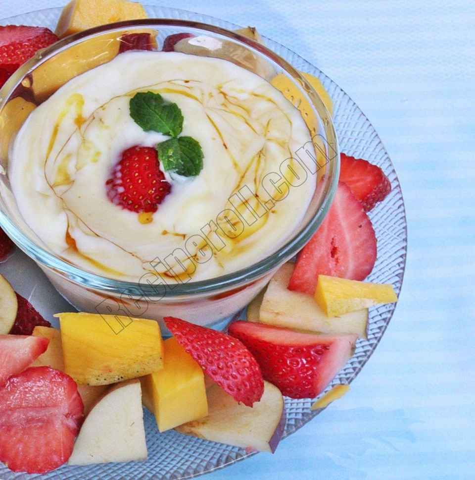 Fruit dip ( or toast spread): 1 cup honey, 1/2 cup peanut butter, 1/2 teaspoon ground cinnamon, 1/2 cup cream cheese. Blend thoroughly, cover and refrigerate for 24 hours.