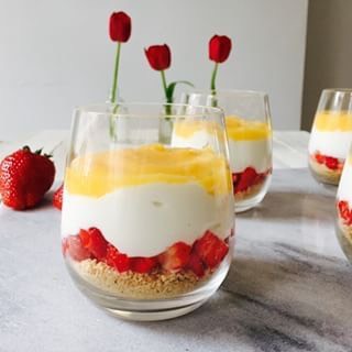 1. This is basically a D.I.Y breakfast that I adore❣
What you need: A mug or jar, strawberries, ￼yoghurt, cookies ( I prefer chocolate Oreo )
       You will start by rinsing some strawberries than chopping them. Place those chopped strawberries in the bottom of the jar making at least 1/4 full.