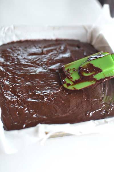 Smooth surface with spatula.