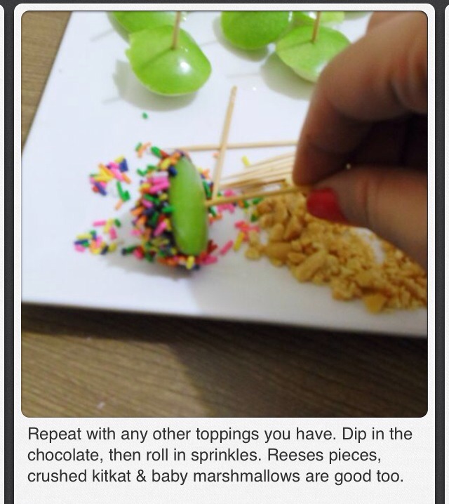 How To Make Mini Chocolate Dipped Apple Pops