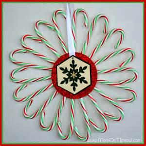 "Beautiful Candy Cane Wreath Idea's"