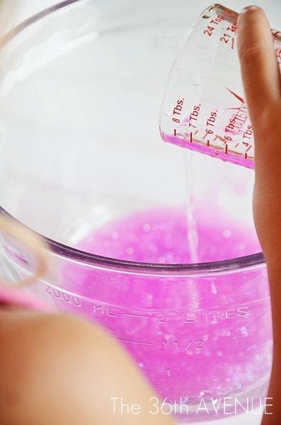 3. Add 1 TB. Water to the glue and mix it together.

(This will help the glue to become a little more flexible.)