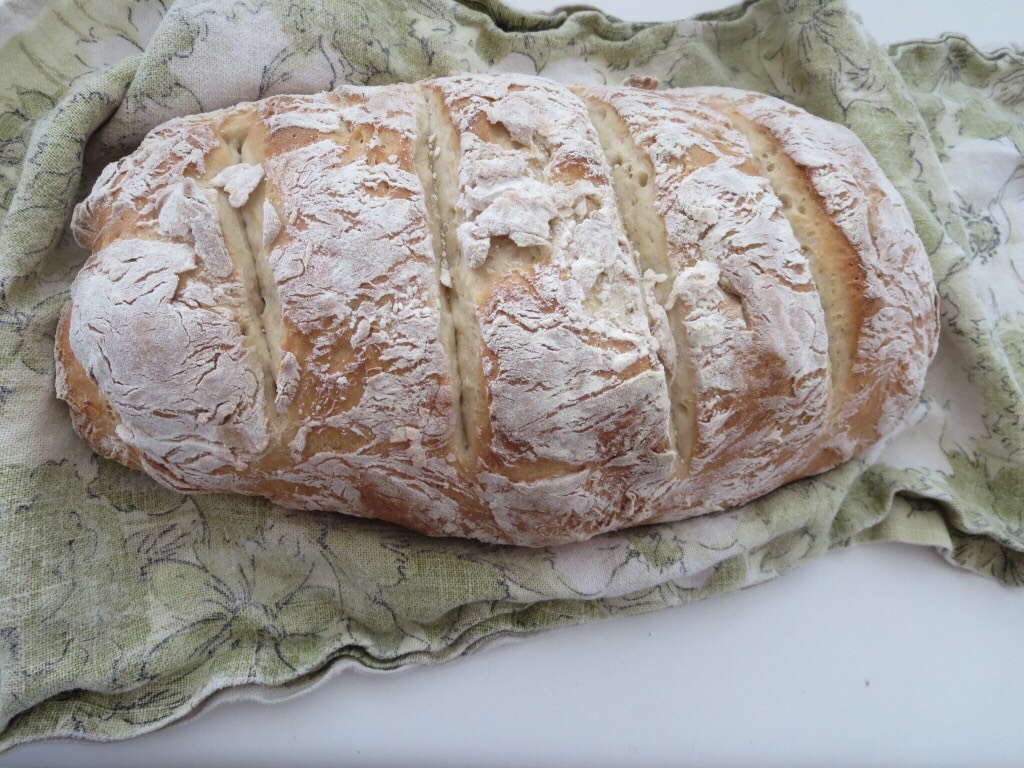 🍞 Easy French Bread. Only 4⃣ Ingredients🍞