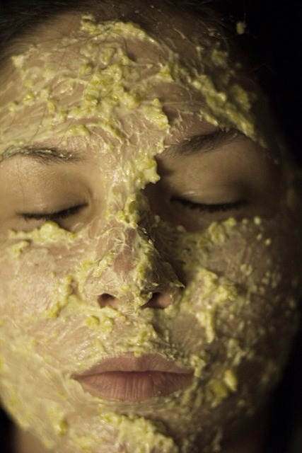 5.Mango Mask

Nourish your skin by pampering it with a mango mask. 
