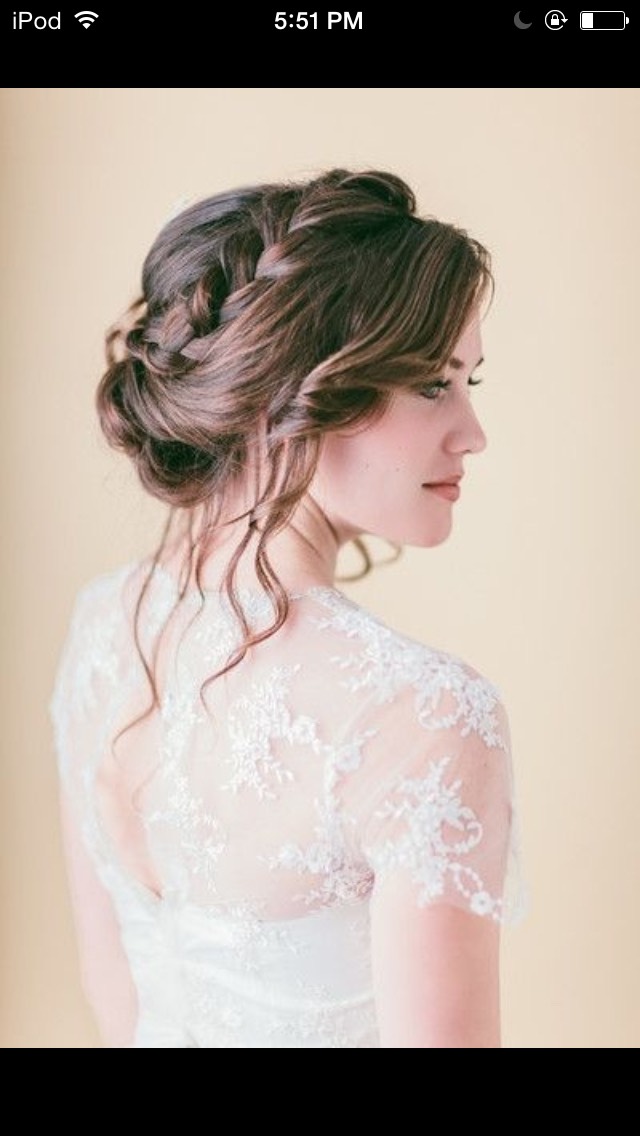 33 Romantic Hair Styles For Valentines Day💕