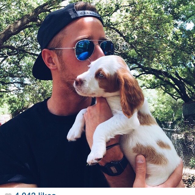 Hot Guys With Dogs 😍🔥🐶