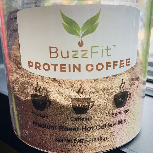 BUZZFIT PROTEIN COFFEE
Coffee is one of the most consumed beverages in the world and does not offer any nourishing value, BuzzFit Nutrition decided to change that!
BuzzFit is a medium roast hot coffee mix containing Colombian coffee and high quality whey protein.