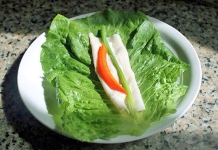 Turkey Lettuce Roll Up

This simple snack is easy to make and tastes great!