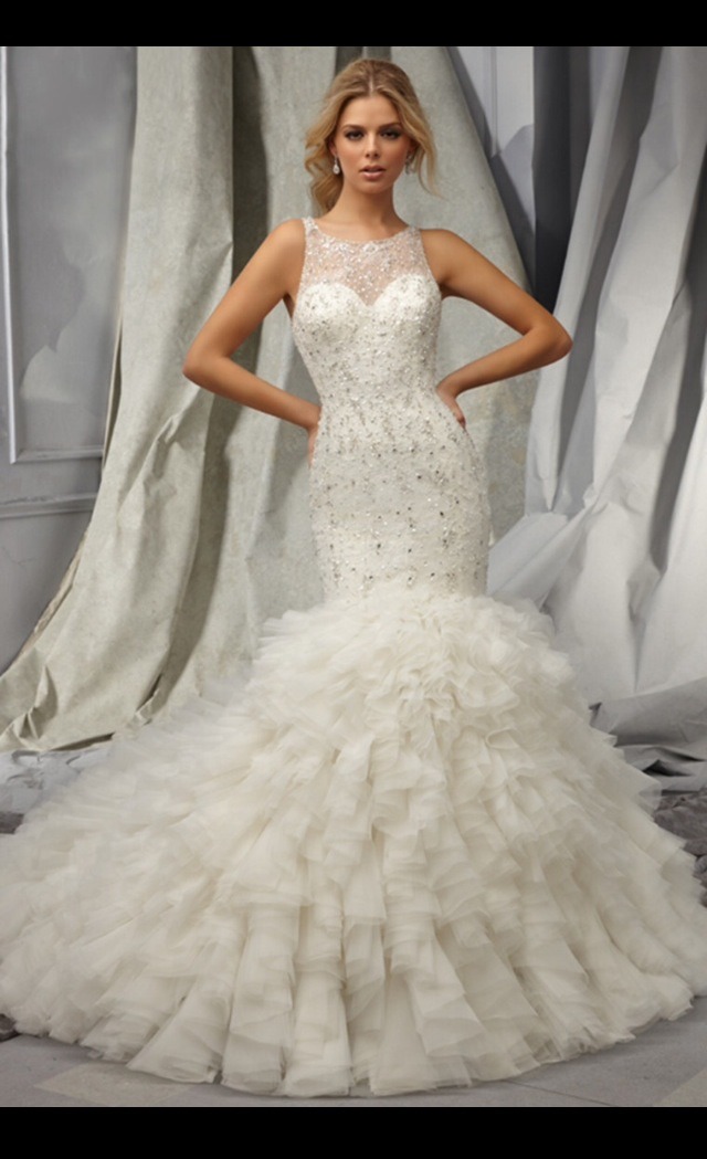 Beautiful Wedding Dresses UNDER $500! π #tipit