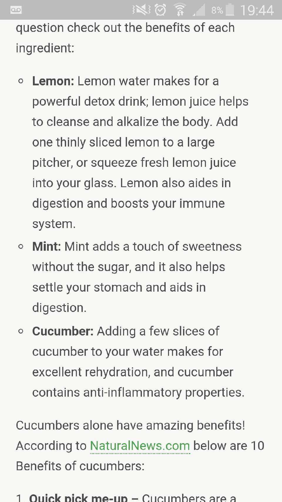 Healthy Water =Cucumber +mint+lemon 💪