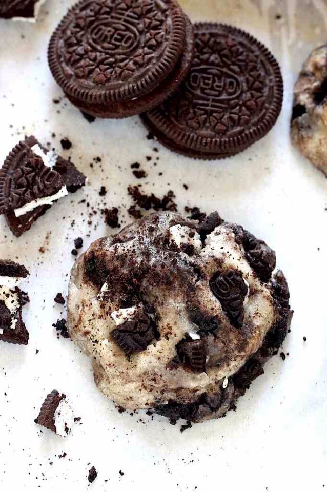 5 Ingredient Oreo Cheesecake Cookies😋