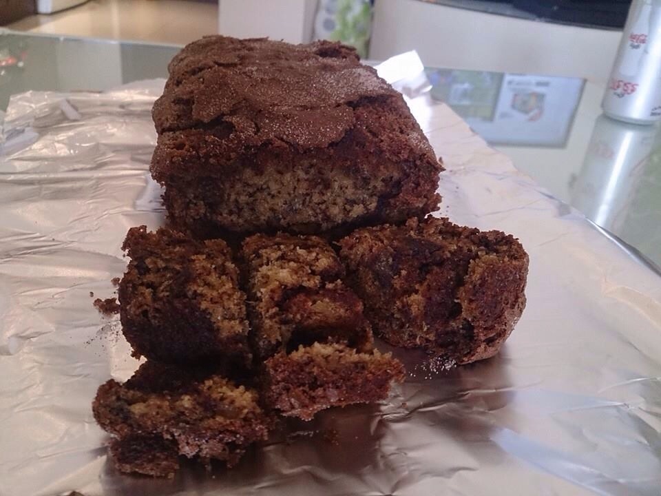 Gorgeous Home-Made Banana Bread with Cinnamon Swirl (Easy Recipe)