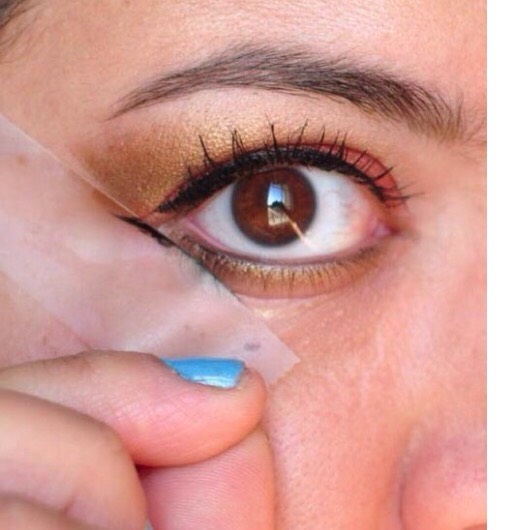 Use tape to create a perfect sensual edge for the perfect line of your wingππ½ π them just connect the line to your lash line. Fill it in and you have the perfect wingππΌ