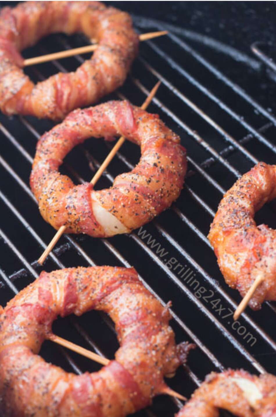 Smoked Bacon Wrapped Onion Rings – Spicy Sriracha Onion Rings