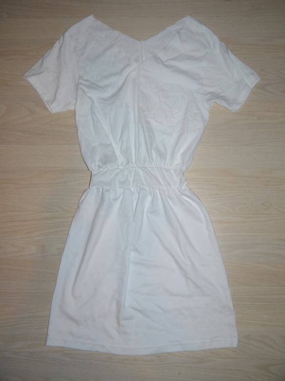 In this case, the bodice had come out looking unproportional. Sometimes this happens. No worries, it can be fixed. 