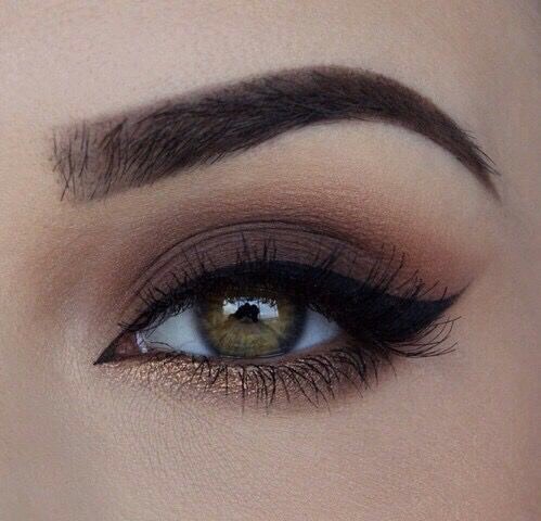 Gorgeous Eye Makeup Looks To Try #GreenGoddess