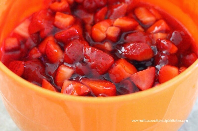 Strawberry Cheesecake Trifle!