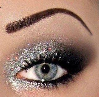 Ways To Wear Glitters On Eyes♥♥♥!!!♥♥