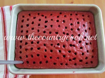 ❤️✨Red Velvet Poke Cake Recipe✨❤️