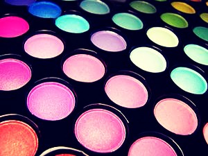 All products and cosmetics work differently for different people. Some foundations that have worked wonders for my friends have been complete duds for me. So the best thing to do is trying out new products and if it doesn’t work – move on to the next!
