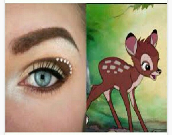 Beautiful Disney inspired makeup.