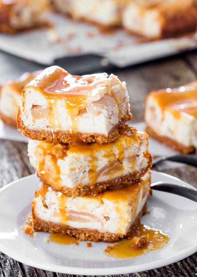 SALTED CARAMEL APPLE PIE CHEESECAKE BARS 