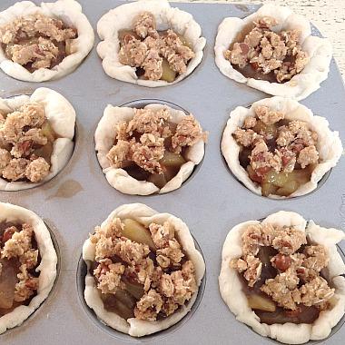 Apple Pie Cups With Cinnamon Streusel Topping Recipe 