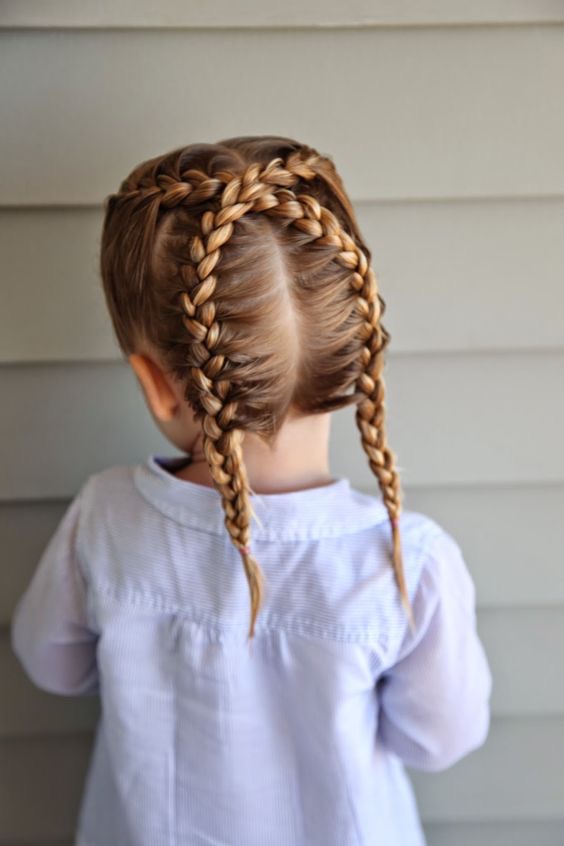 20 Pretty Hair Styles for Your Little Girl