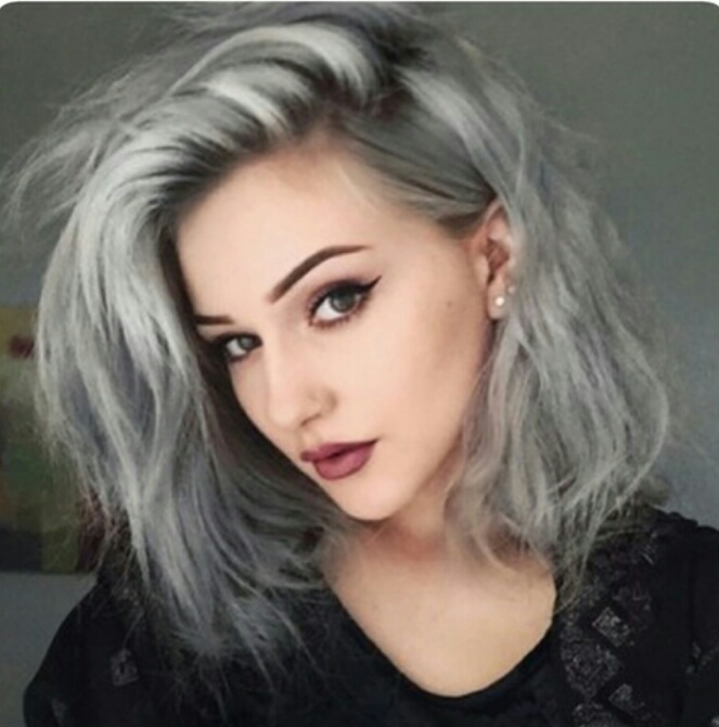 The Granny Hair Trend That Has Girls Going Silver!
