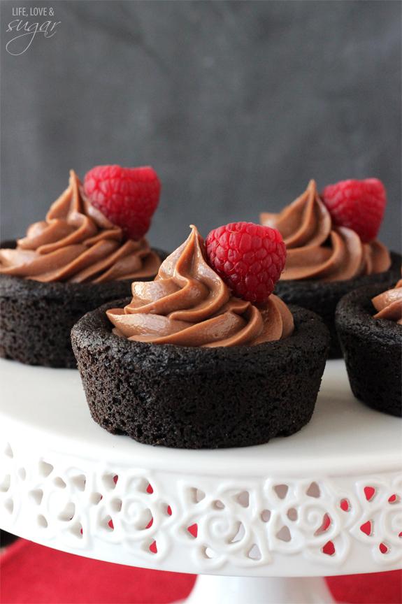 Nutella Cheesecake Chocolate Cookie Cups 