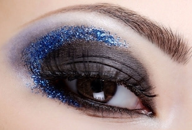 Festive Glitter Eye Makeup 