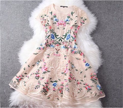 Beautiful Dresses 🎀