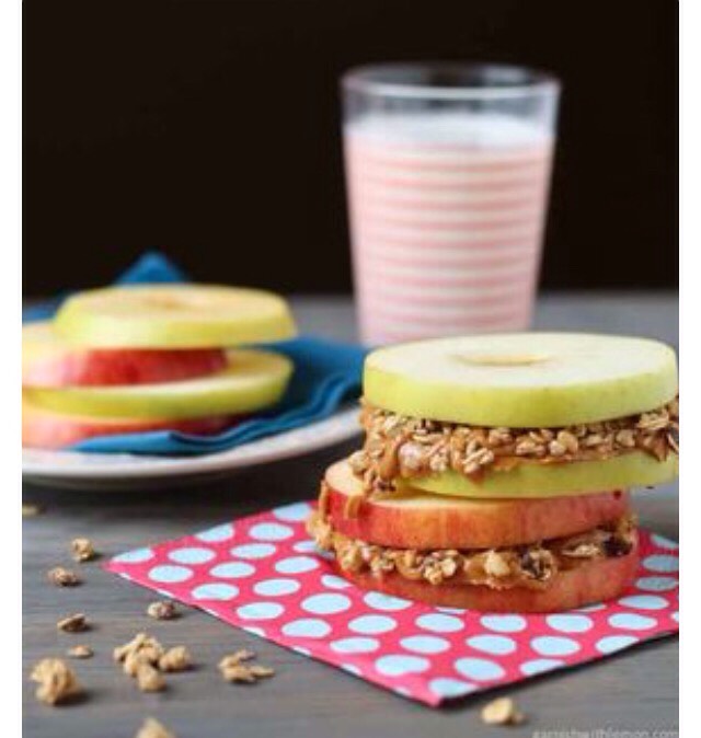 Make healthy Apple, almond butter, and granola sandwiches!