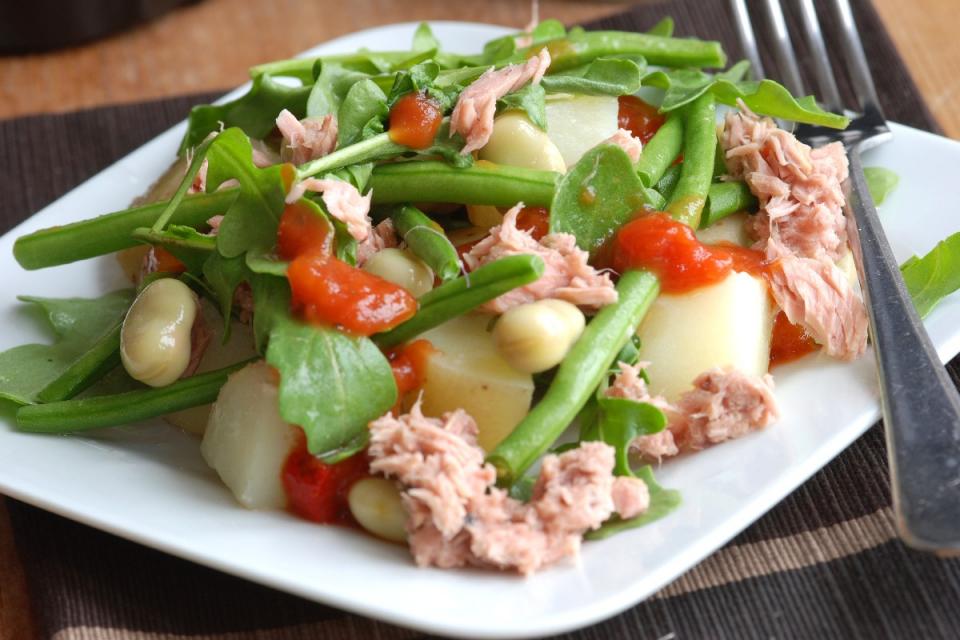 5. Tuna and Green Bean Salad