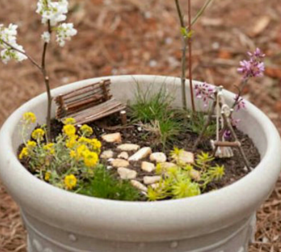 Fairy Gardens To Make With Your Kids!!