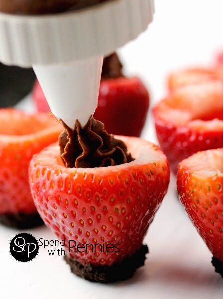 🍓 Chocolate Cheese Cake Stuffed Strawberries.🍓