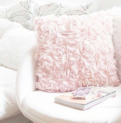 Rose Quart Inspired Decor #PantoneContest